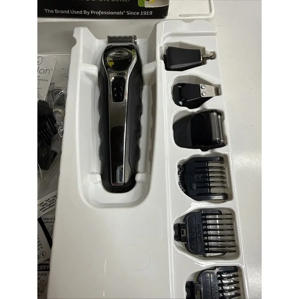 Wahl Lithium Ion Multi-Groomer Chrome, Black